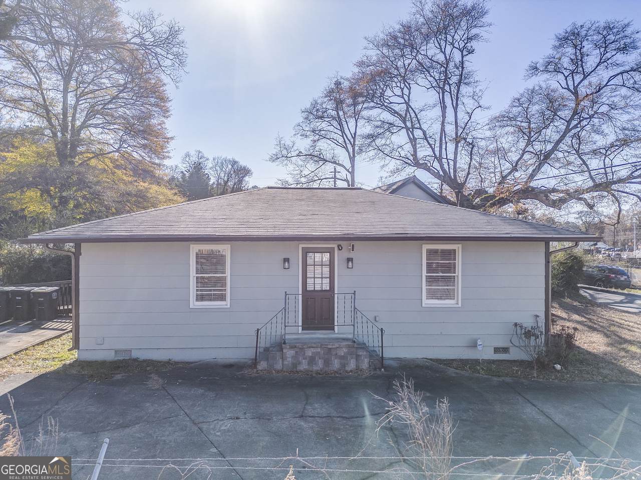 1407 2nd Avenue - Photo 1