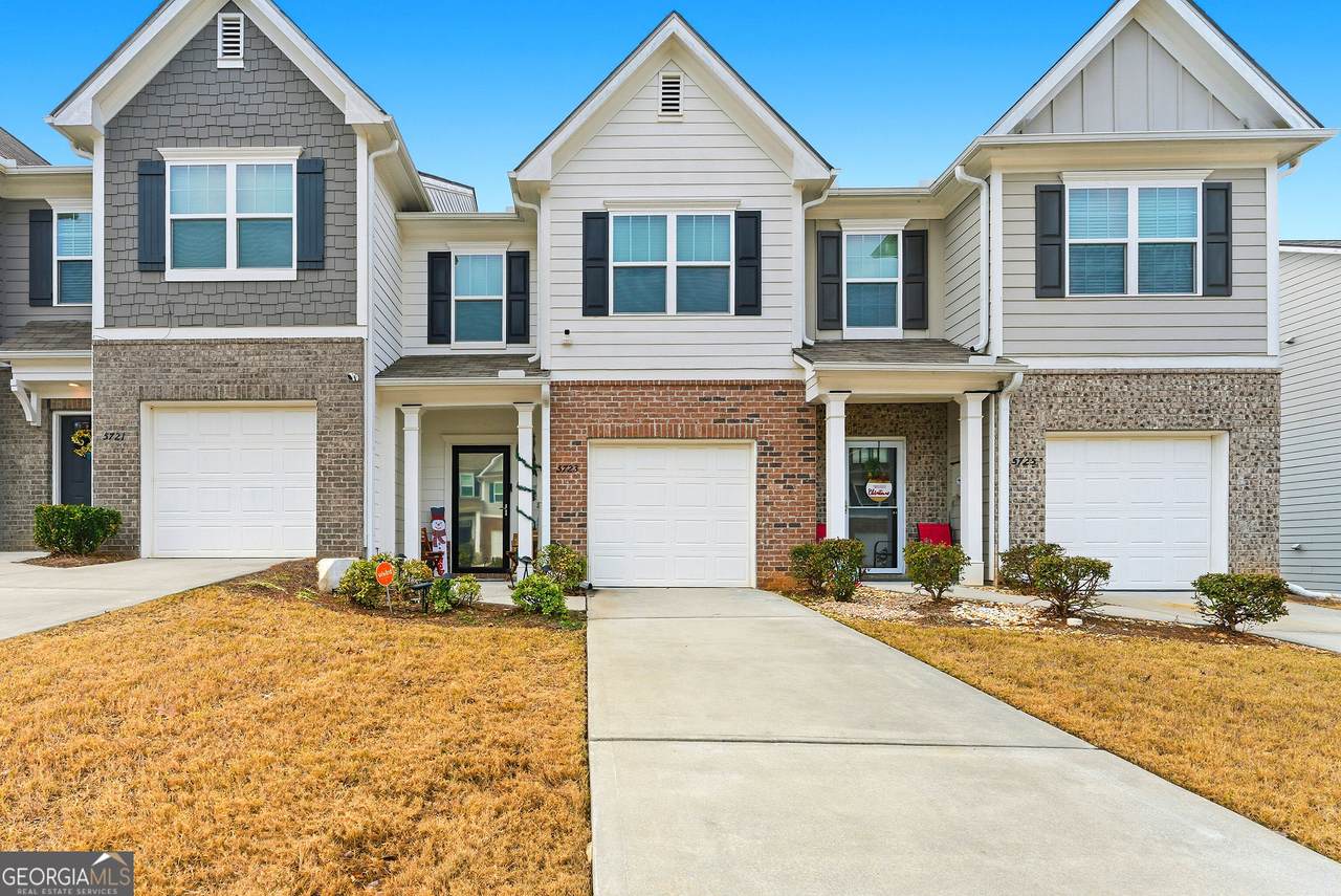 5723 Union Pointe Drive - Photo 1