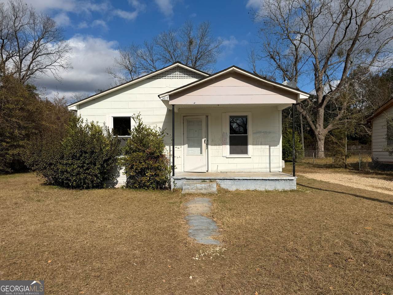 1417 Roosevelt Avenue - Photo 1