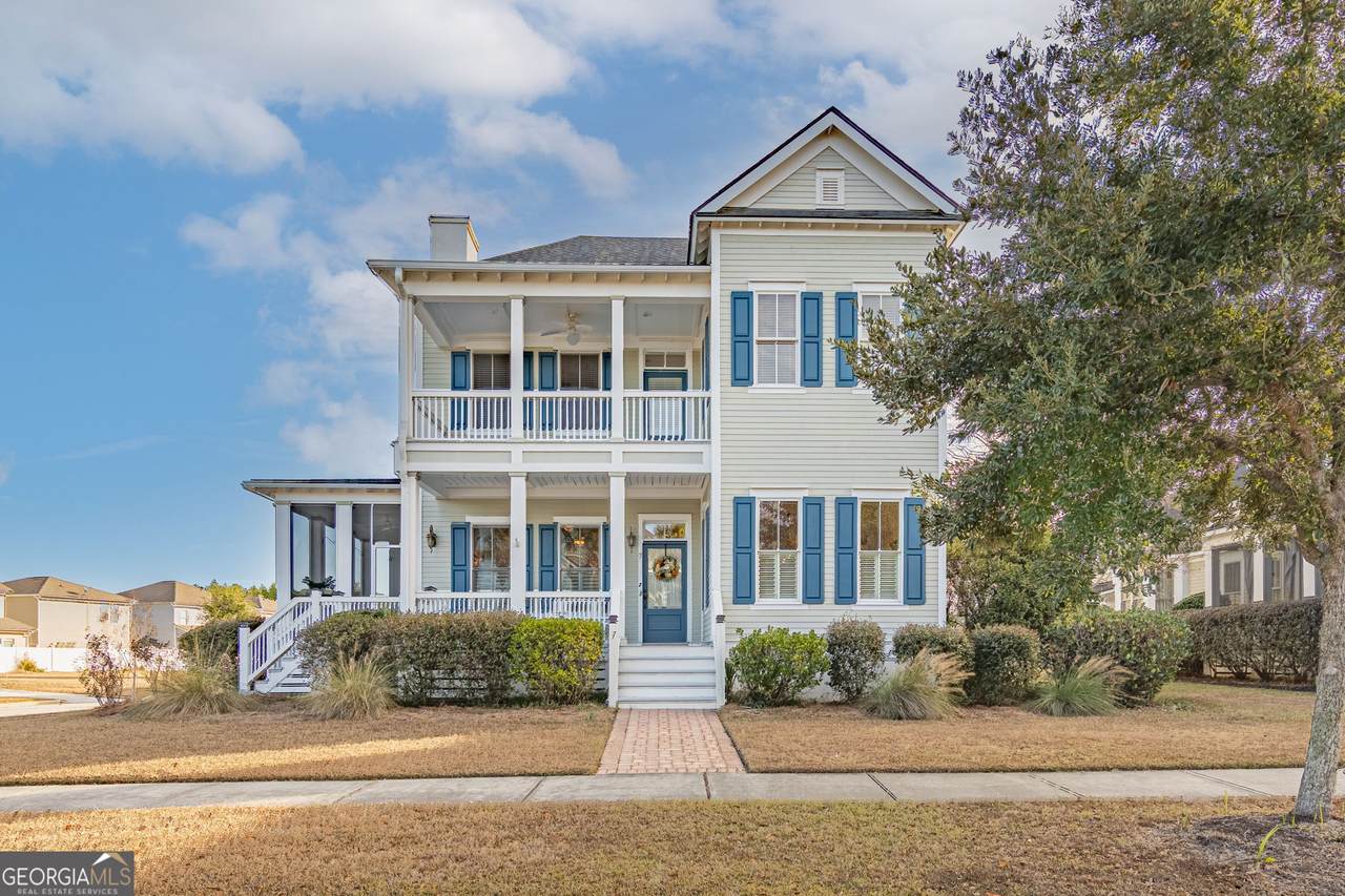 7 Parkside Boulevard - Photo 1