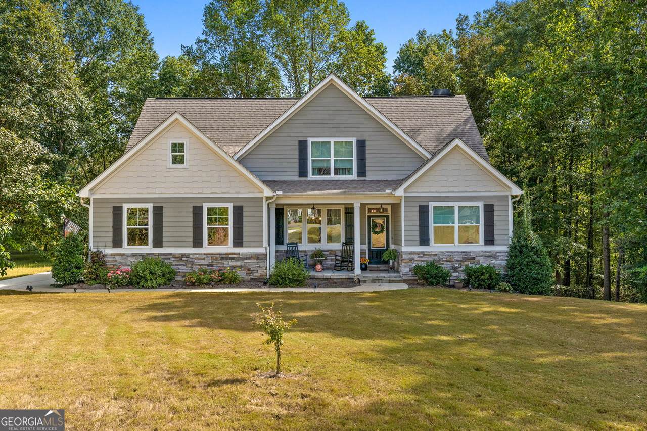 210 Hidden Falls Wlk - Photo 1