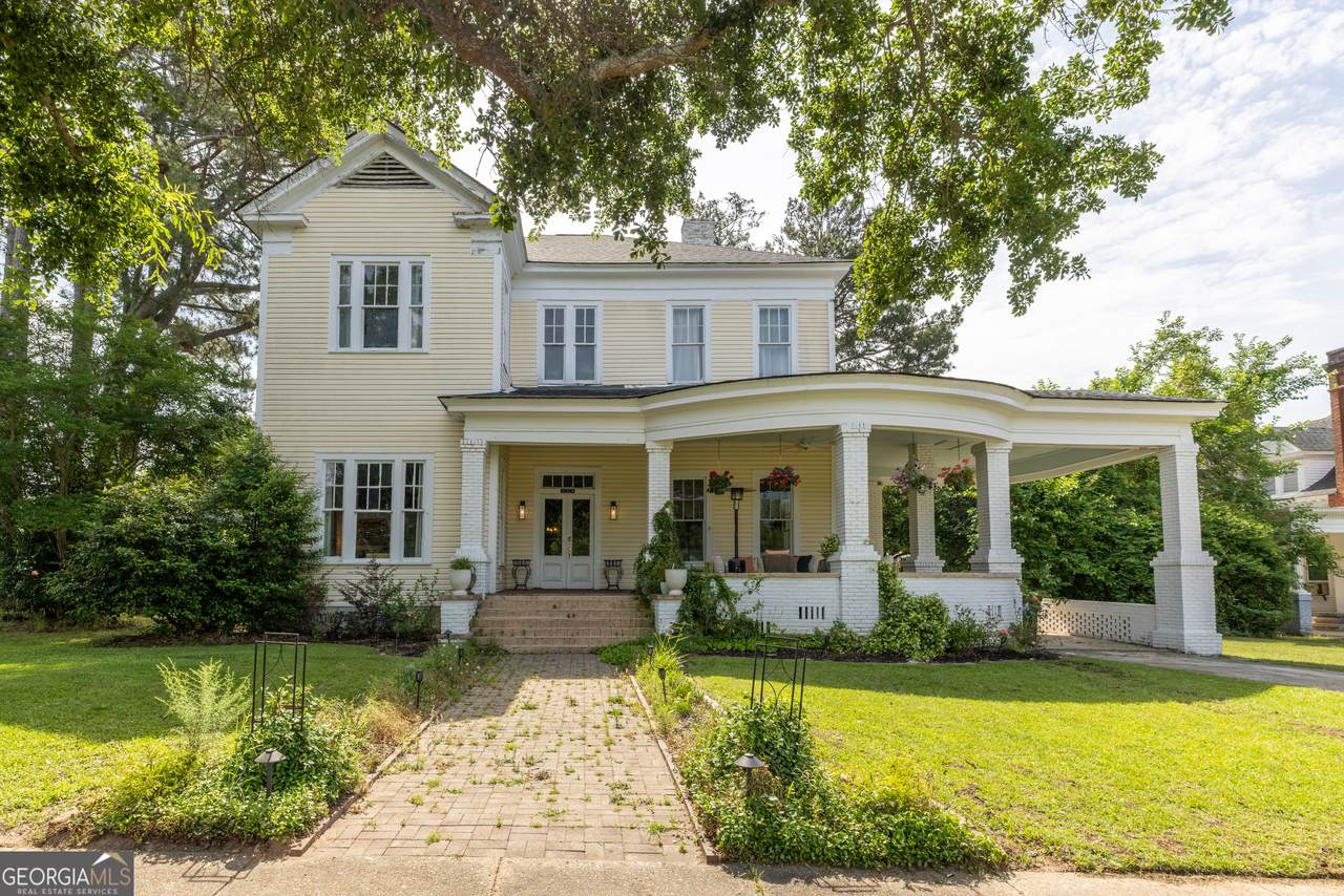 326 Dooly Street - Photo 1