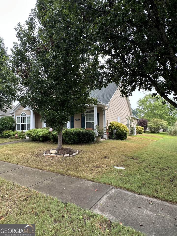 300 Monarch Village Way - Photo 1