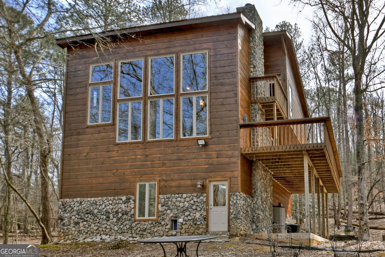 102 Addle Way - Photo 1