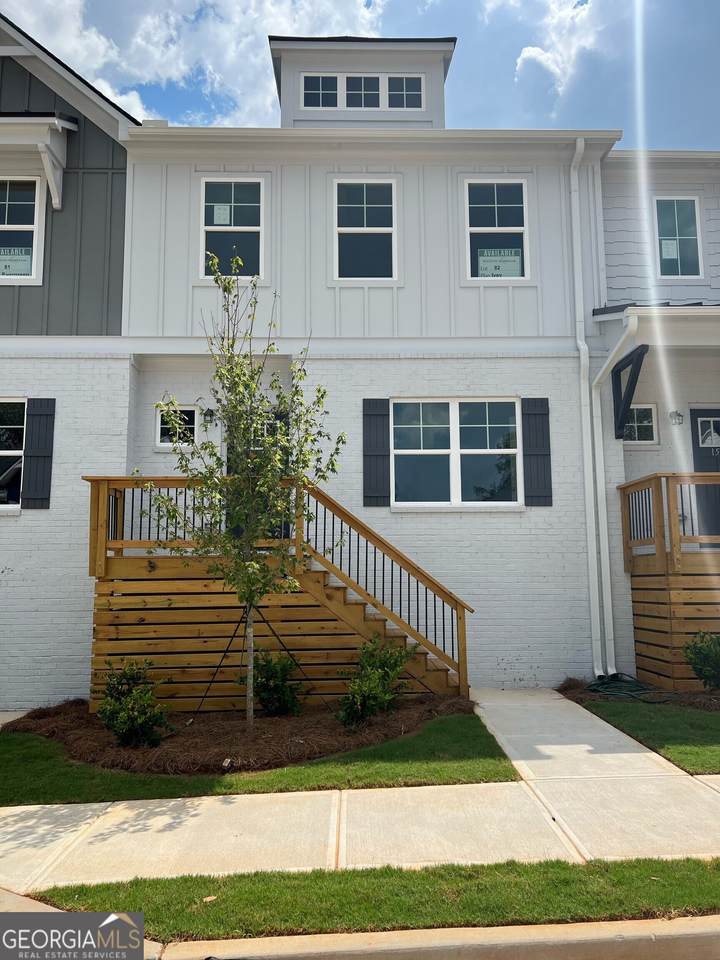 1577 Salem Drive - Photo 1