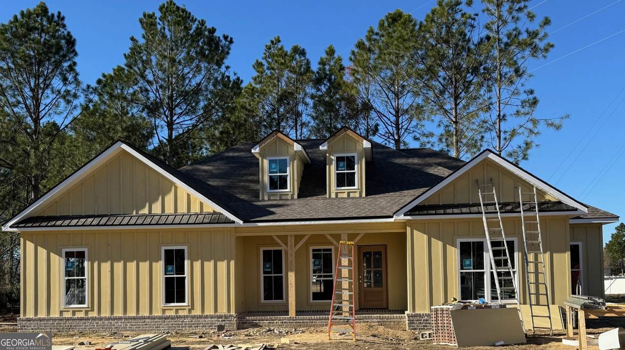 3106 Mccall Boulevard - Photo 1