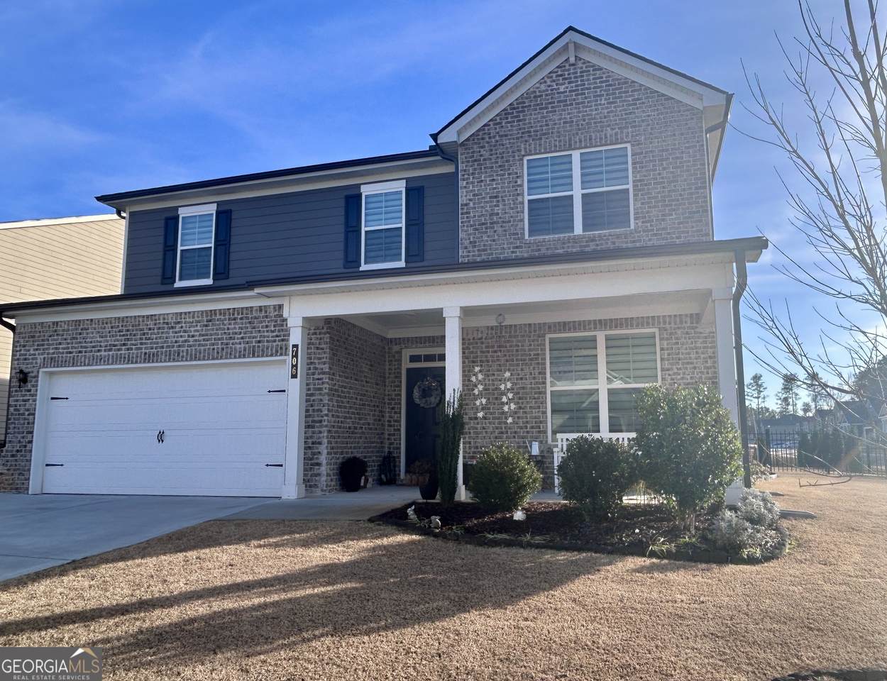 706 Lanarck Way - Photo 1