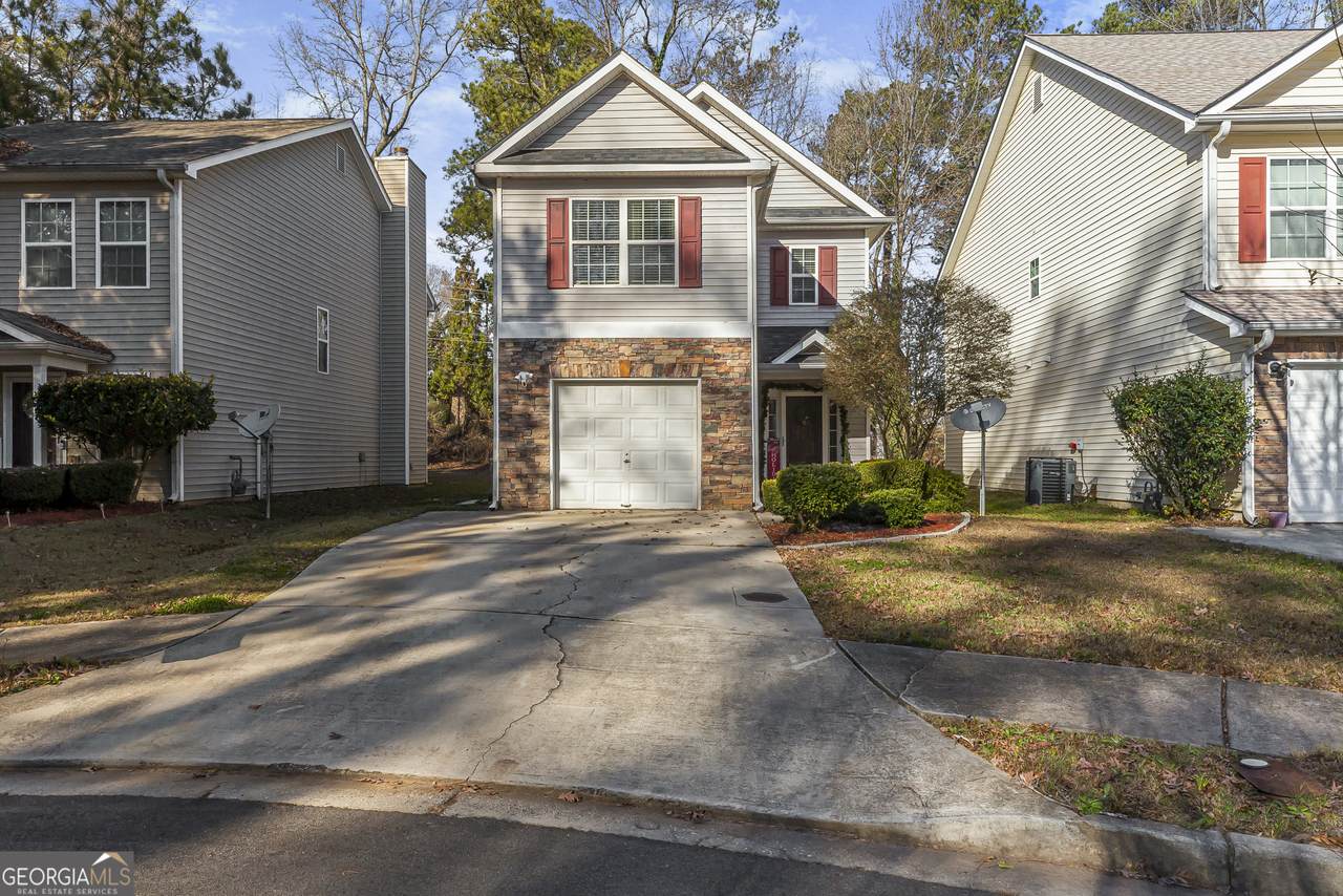 488 Thistle Cove - Photo 1