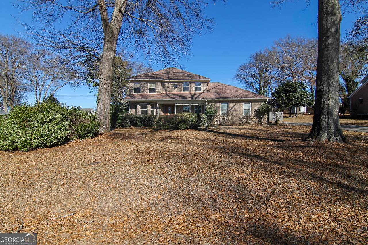 305 Empire Trail - Photo 1