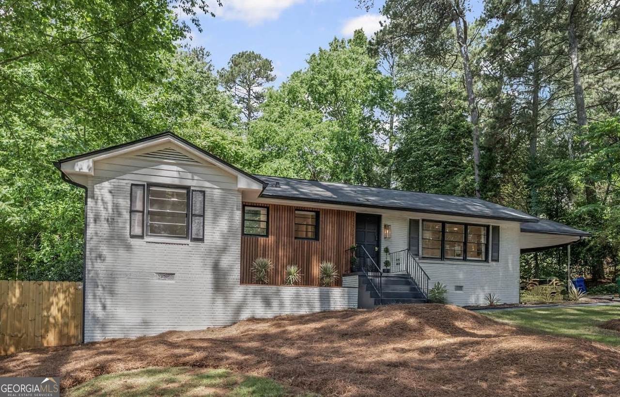 2238 Pinecliff Drive - Photo 1