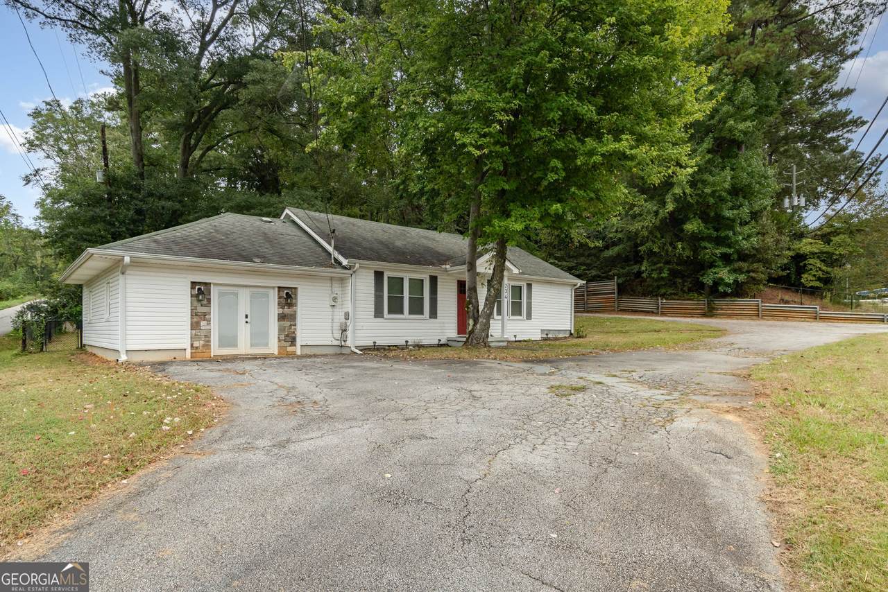 234 Memorial Drive - Photo 1