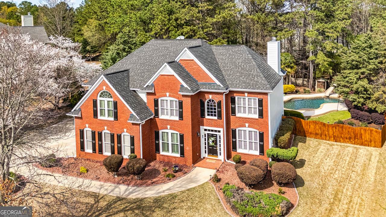 265 Ridgewood Drive - Photo 1