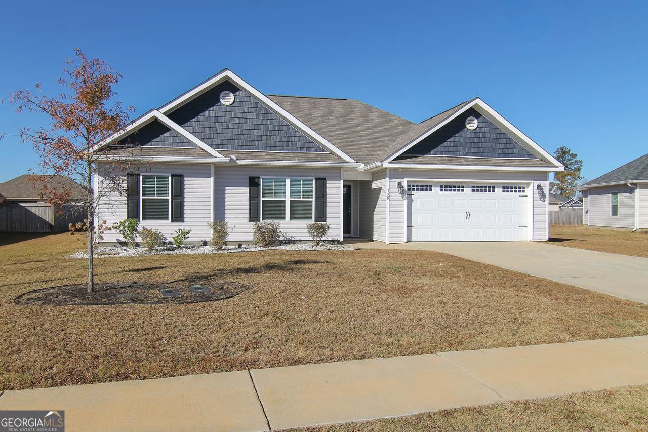 138 Sadie Heights Boulevard - Photo 1