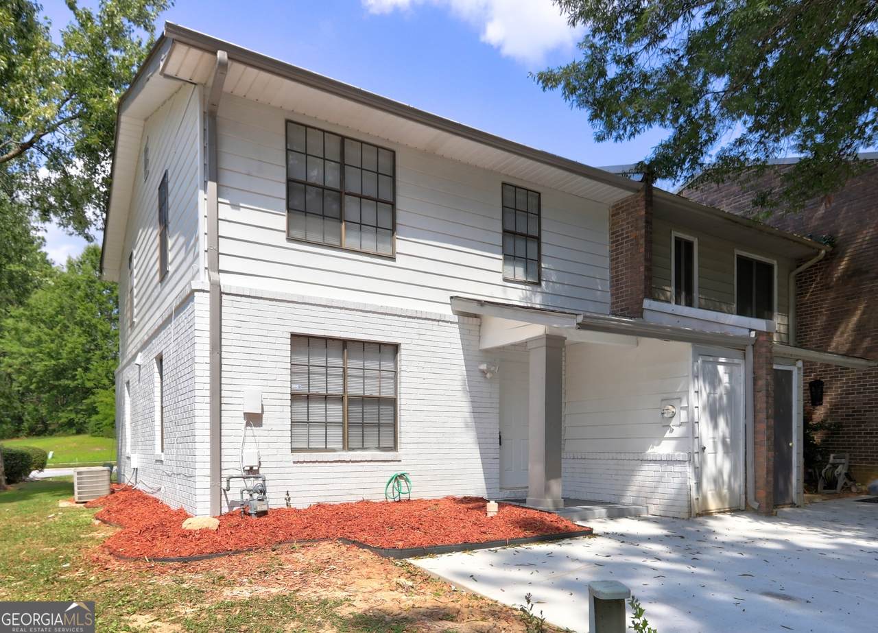 738 Dunaire Way - Photo 1