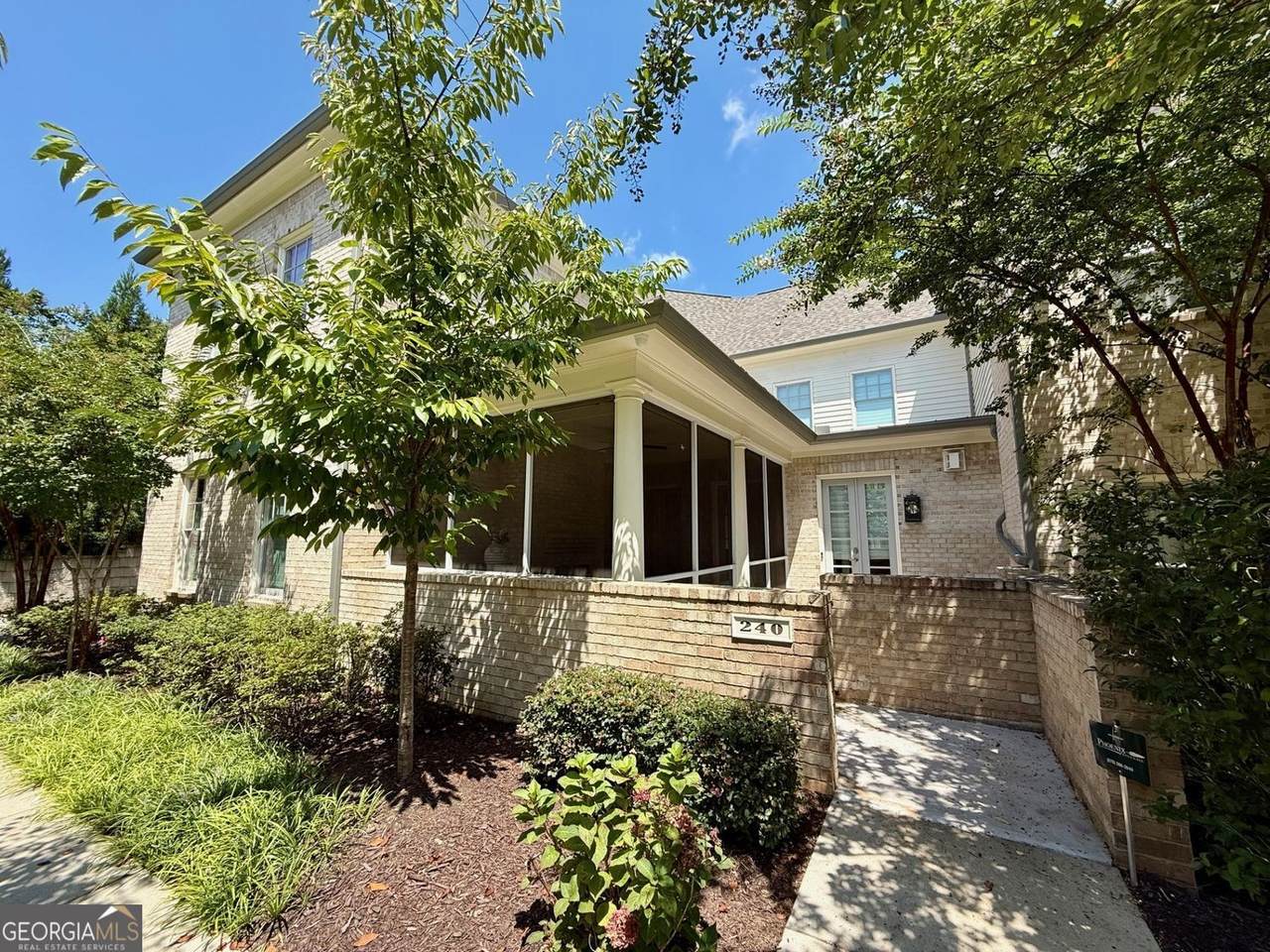 240 Clover Court - Photo 1