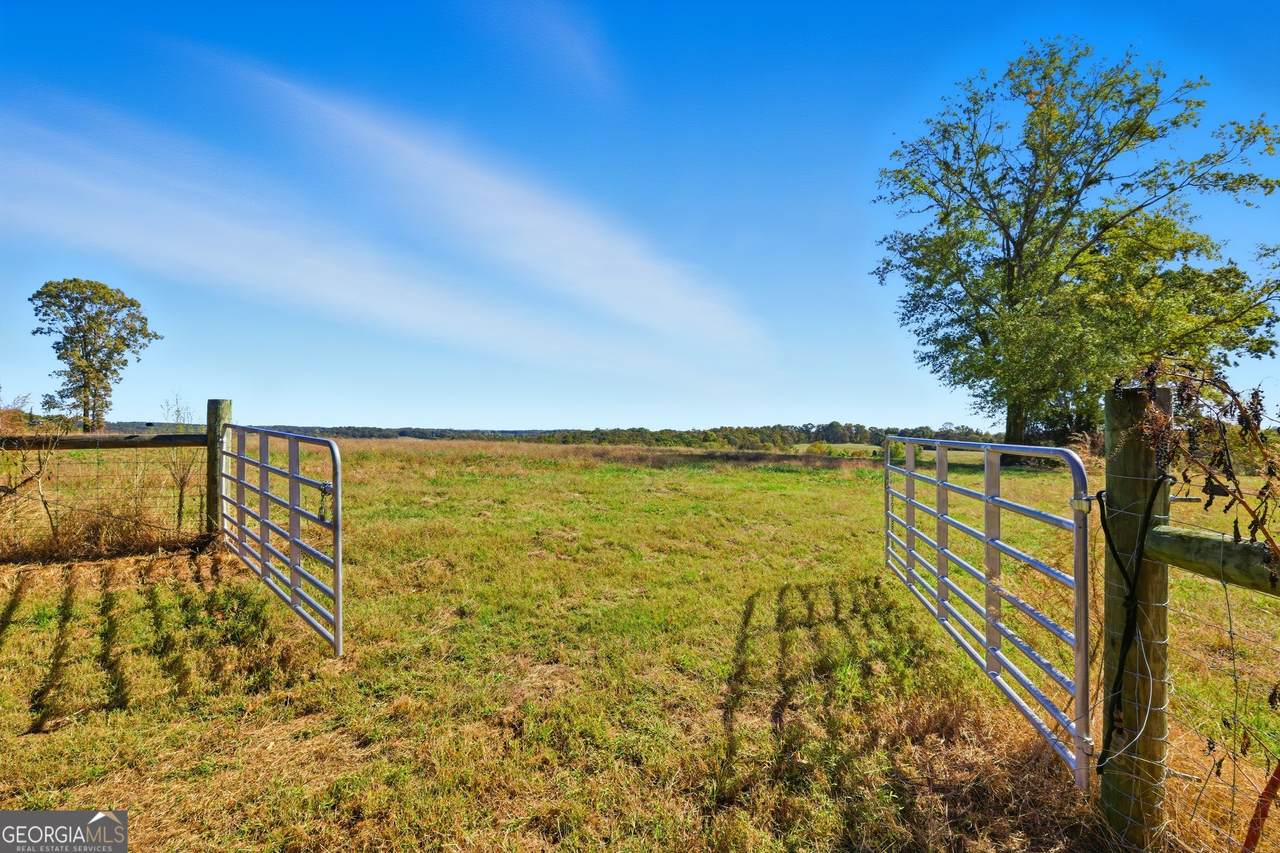 964 Gooseneck Road - Photo 1