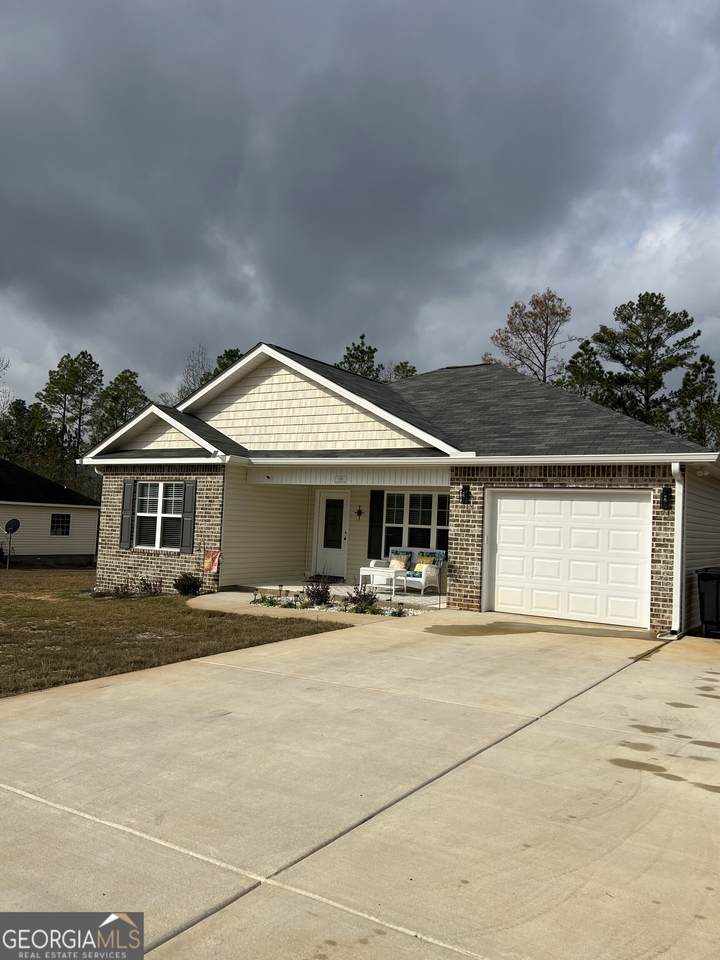 150 Long Pines Circle - Photo 1