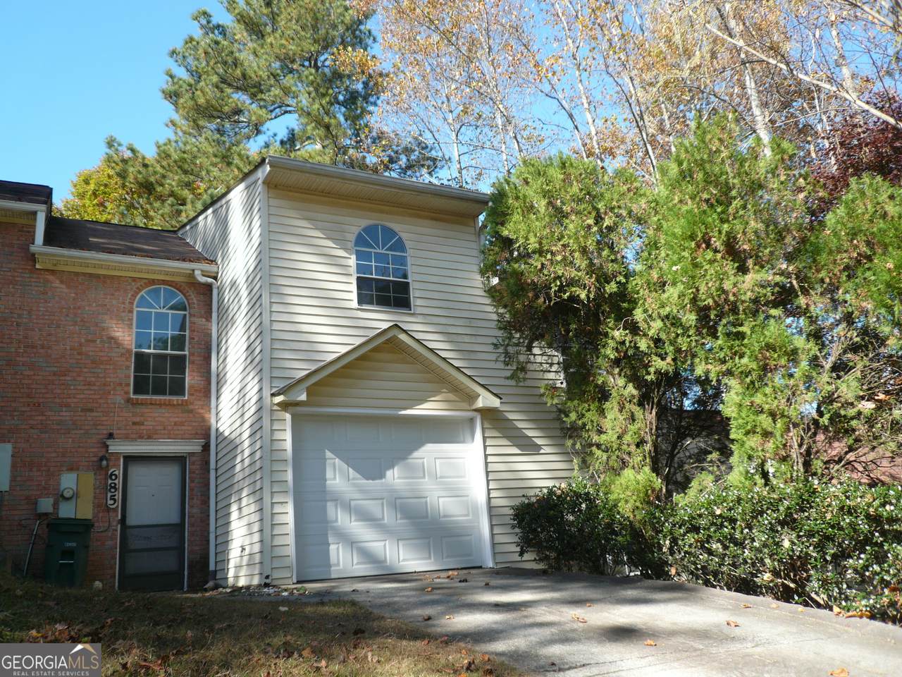 685 Coventry Township Lane - Photo 1