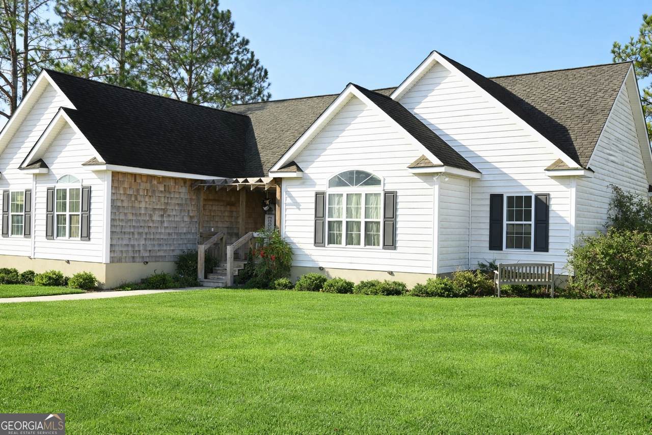 110 Ansley Avenue - Photo 1