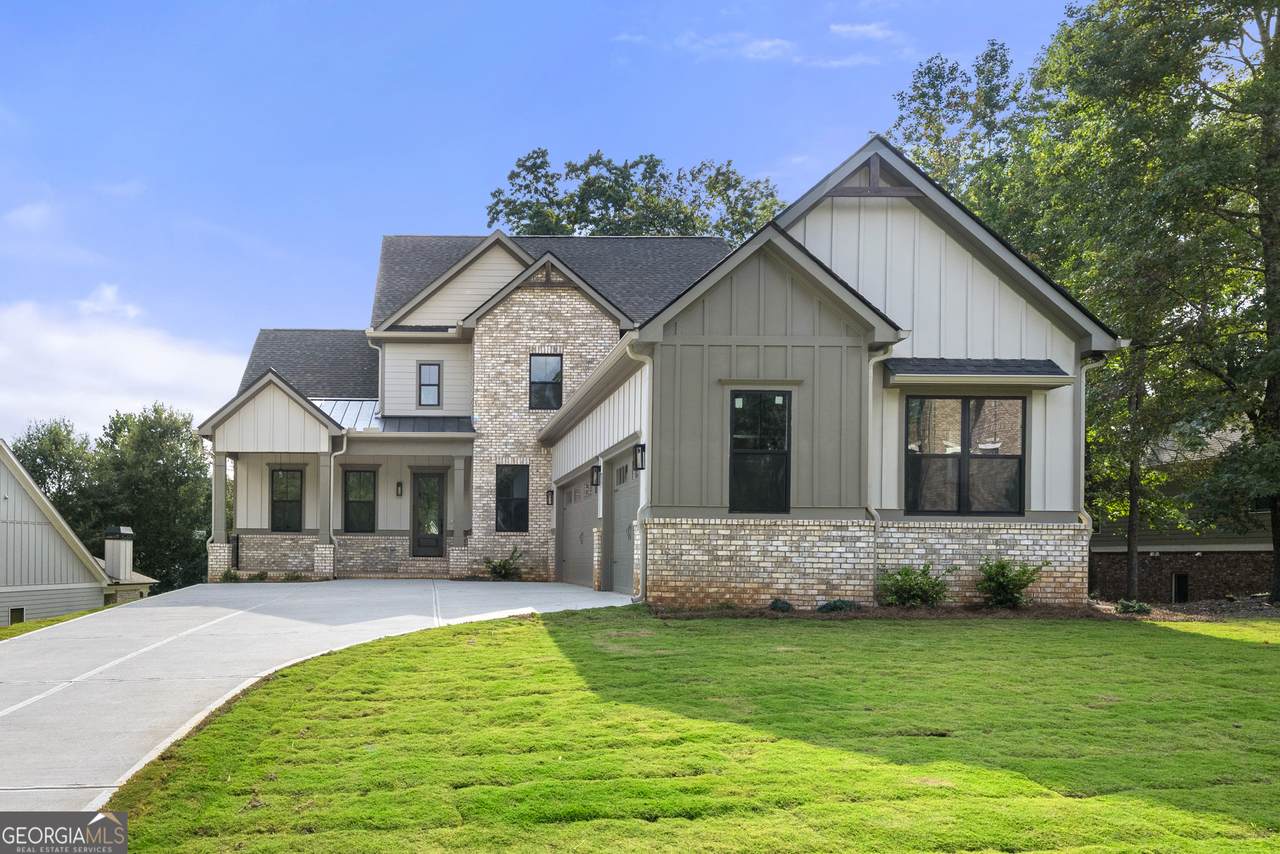 5676 Meadow View Drive - Photo 1