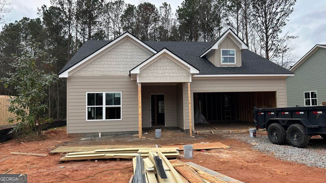 211 Oak Avenue - Photo 1