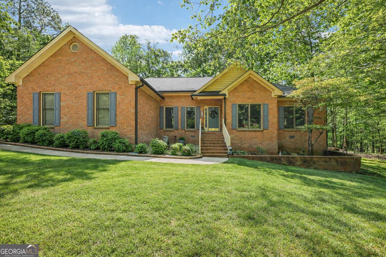 318 Dogwood Trace - Photo 1