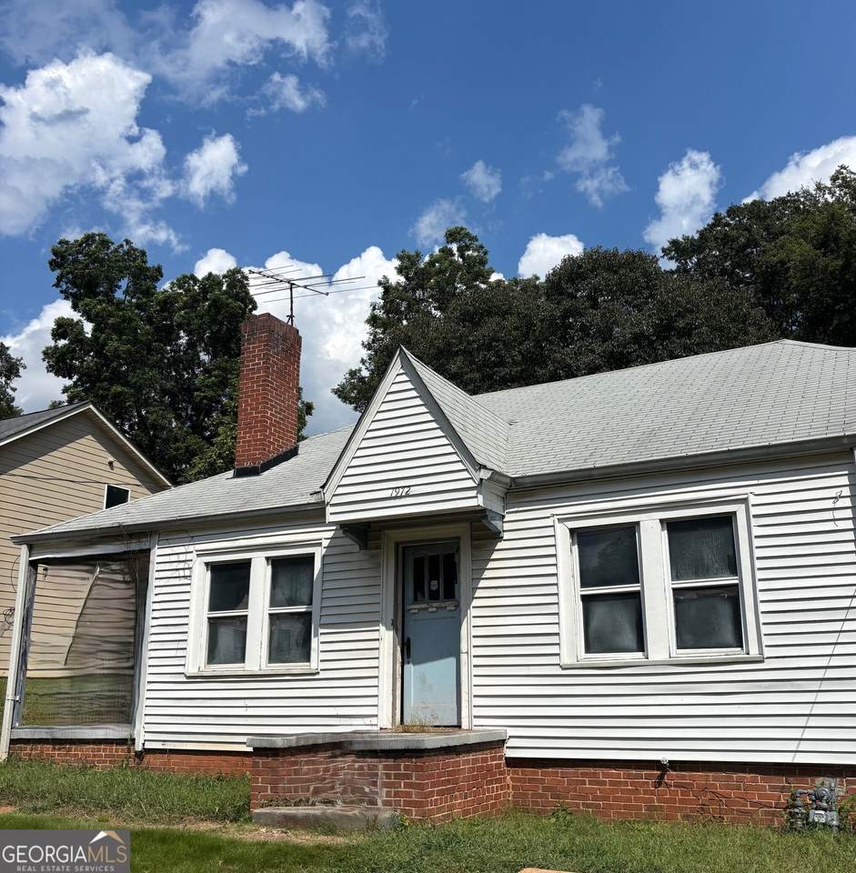 1972 Conrad Avenue - Photo 1