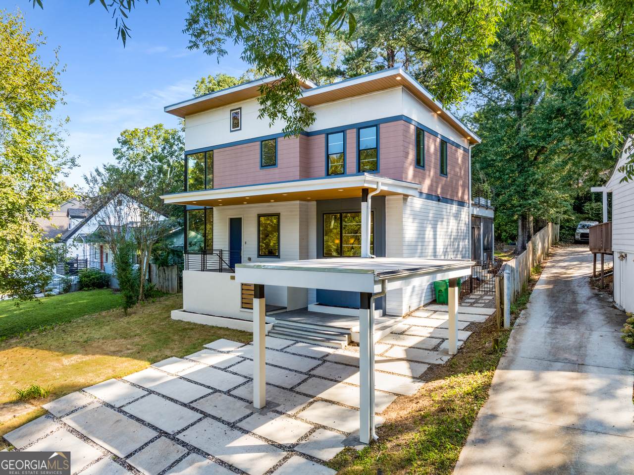 1045 Shepherds Lane - Photo 1