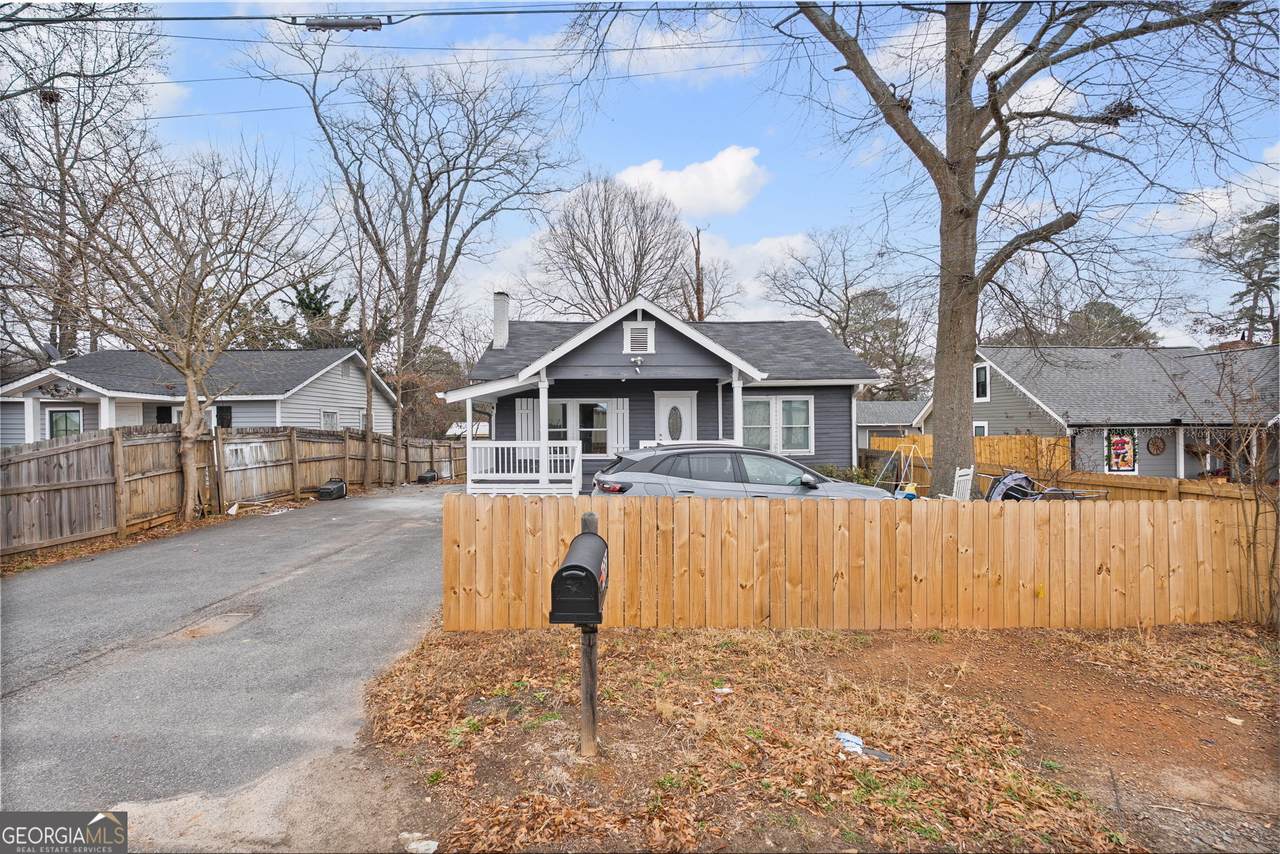 1661 Joyner Avenue - Photo 1