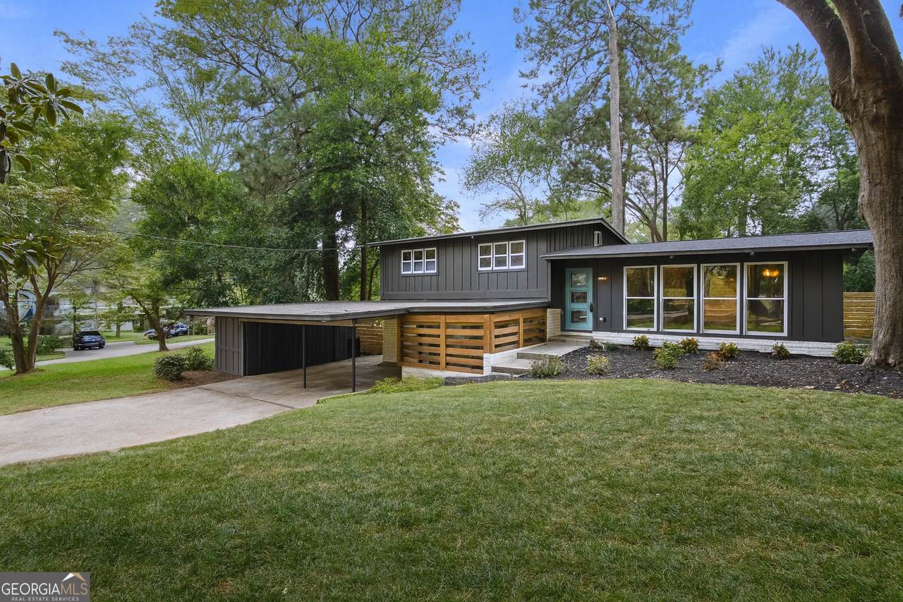 3333 Thornewood Drive - Photo 1