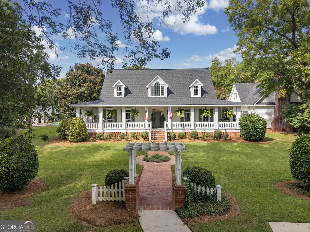 963 Sparta Highway - Photo 1