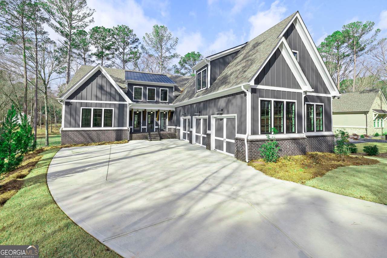 1091 Pinehurst Drive - Photo 1