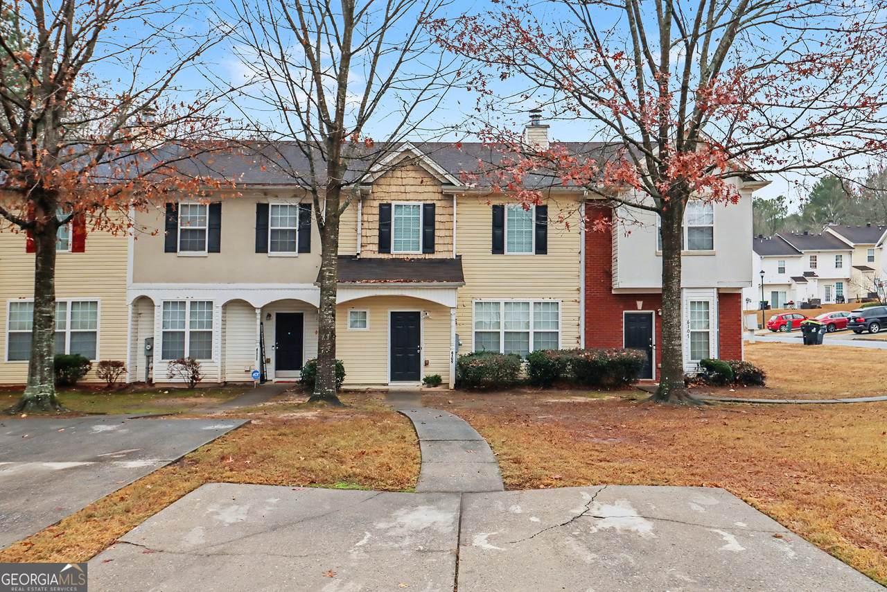 6109 Camden Forrest Drive - Photo 1
