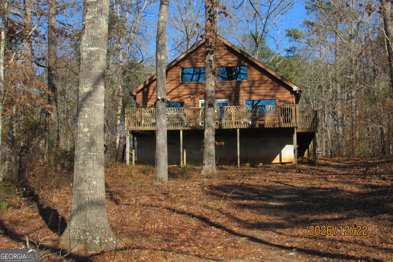 230 Sycamore Drive - Photo 1