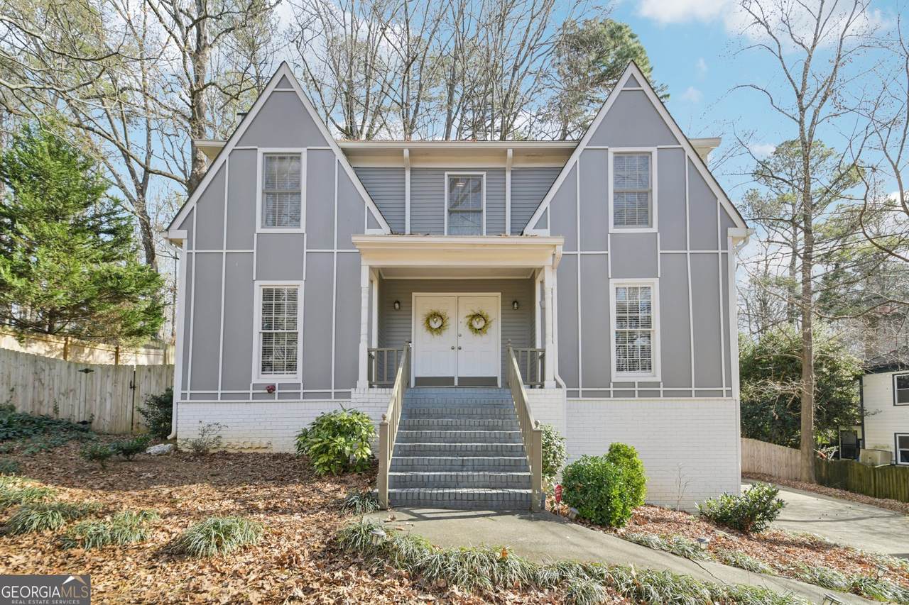 191 Saratoga Drive - Photo 1