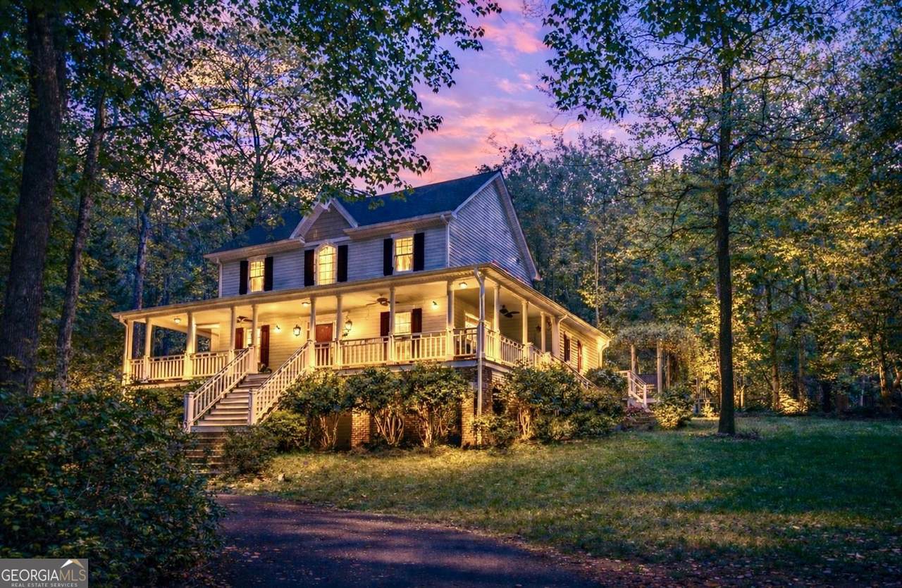 1660A Maple Ridge Drive - Photo 1