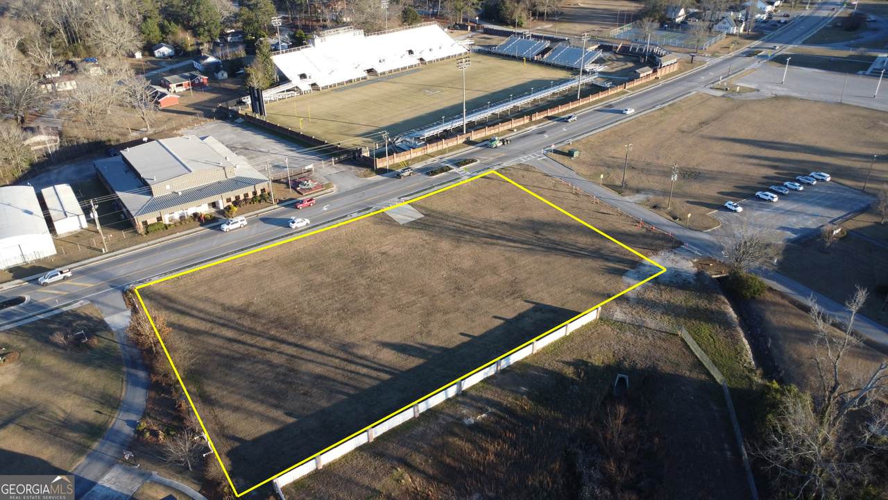 609 Main Street - Photo 1