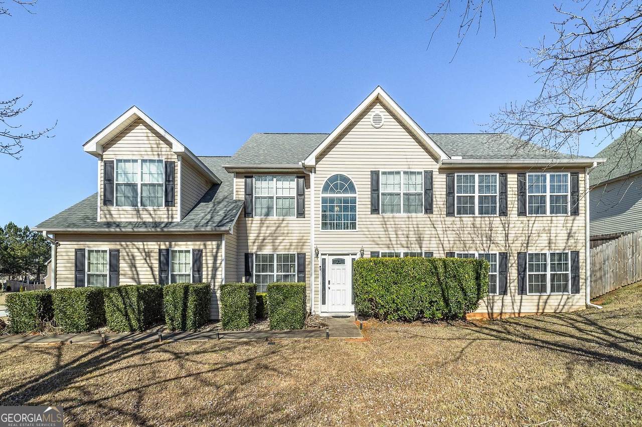 10 Heaton Drive - Photo 1