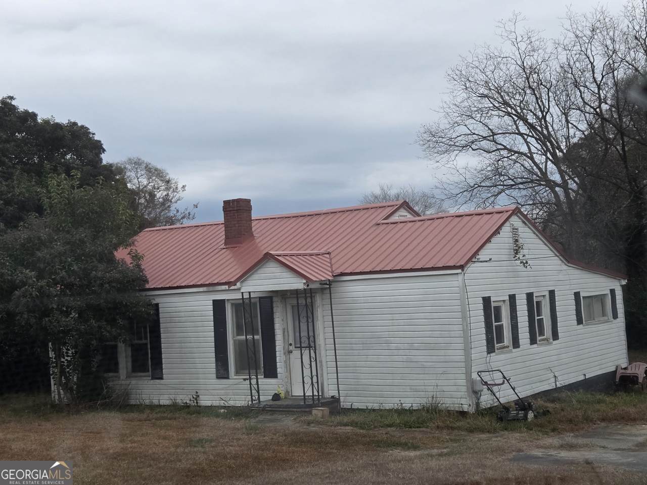 1404 Forest Avenue - Photo 1