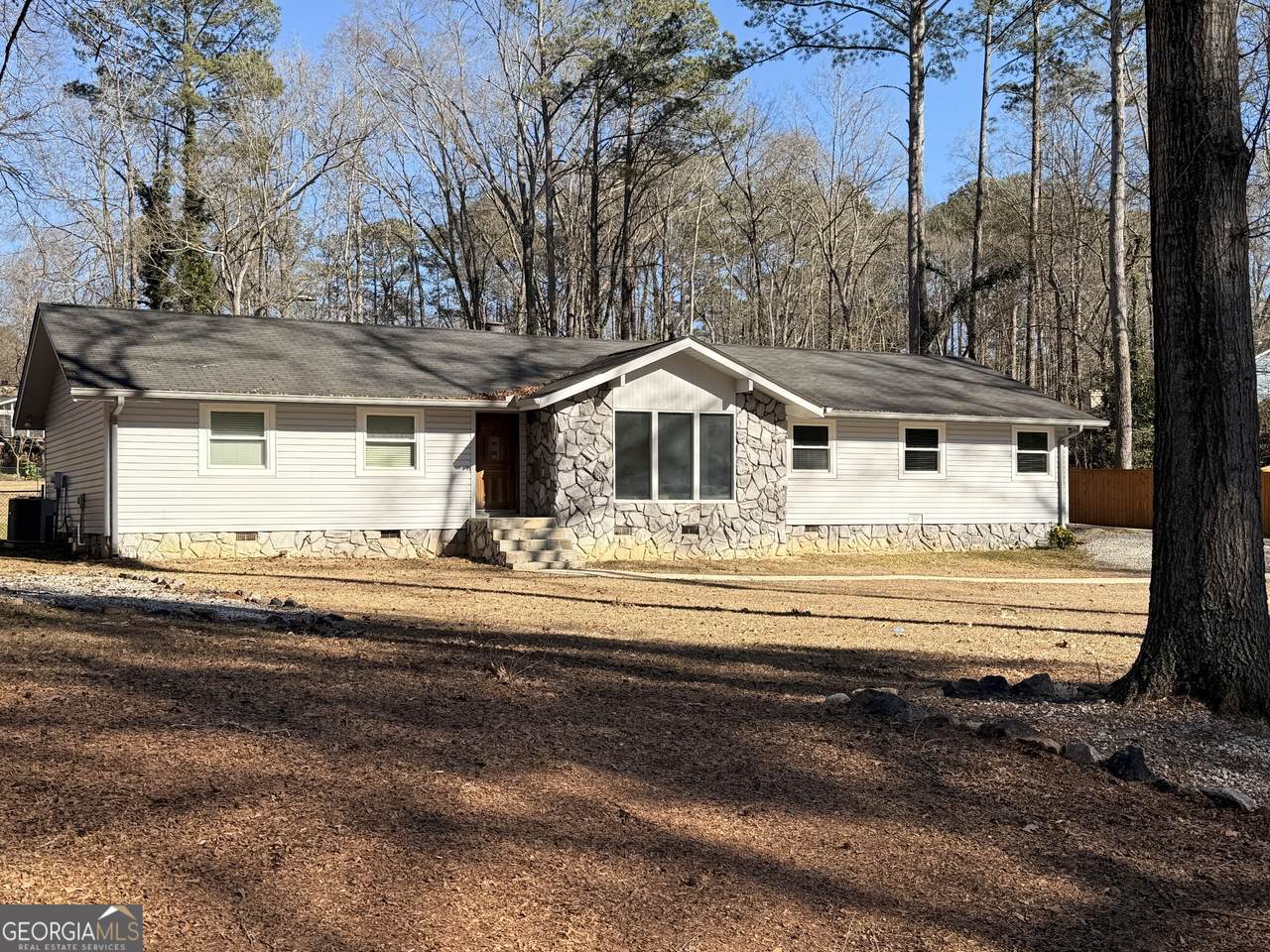 621 Golf View Drive - Photo 1