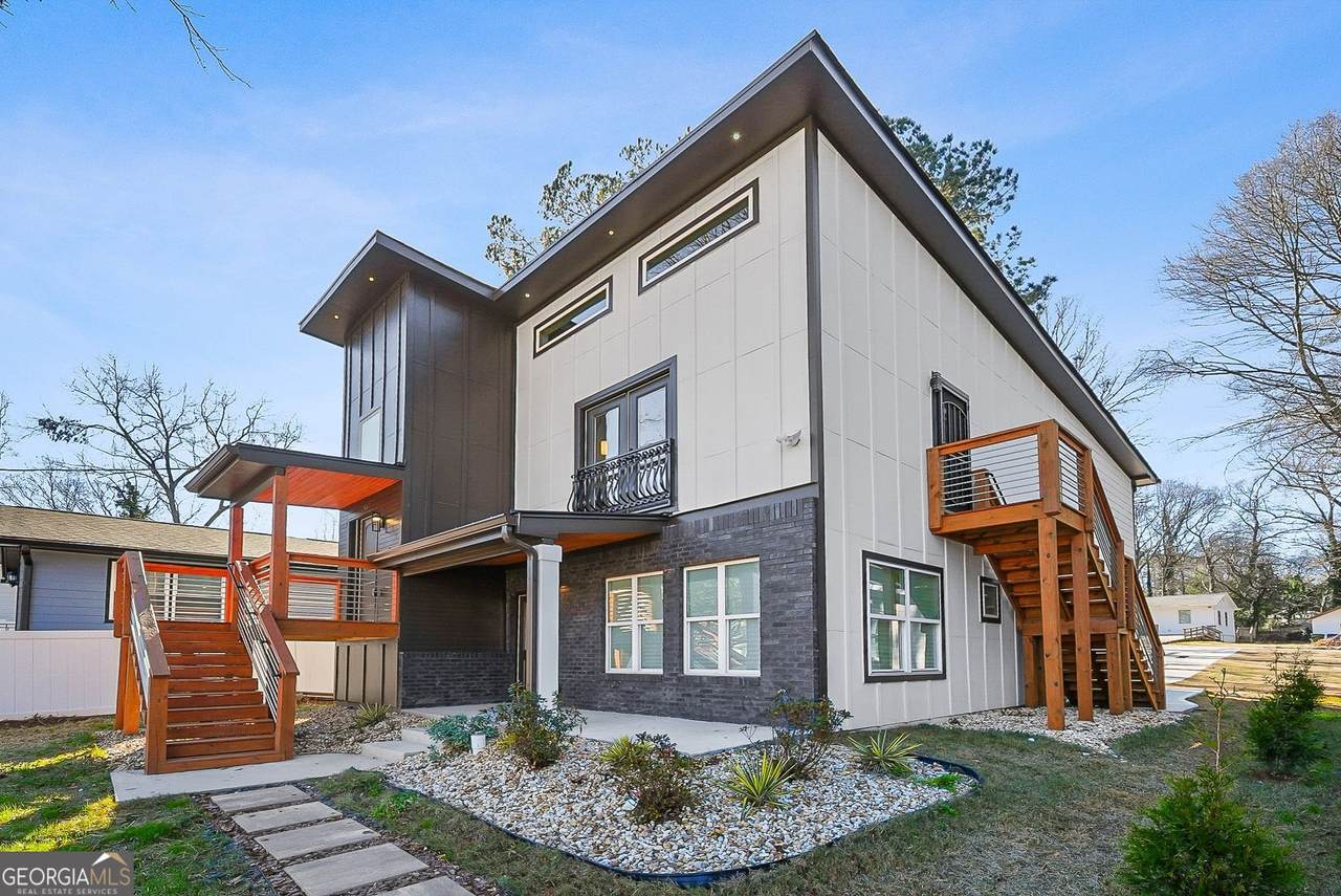 2847 Forrest Hills Drive - Photo 1