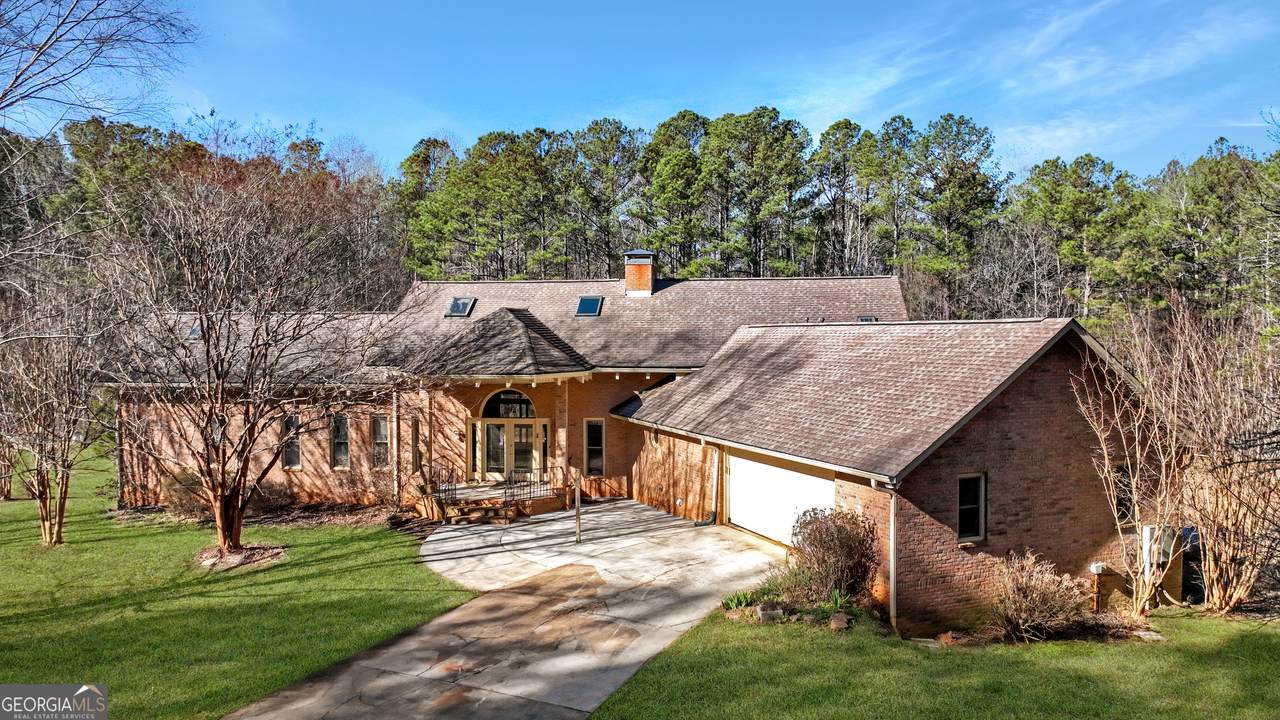 1140 Highway 54 - Photo 1