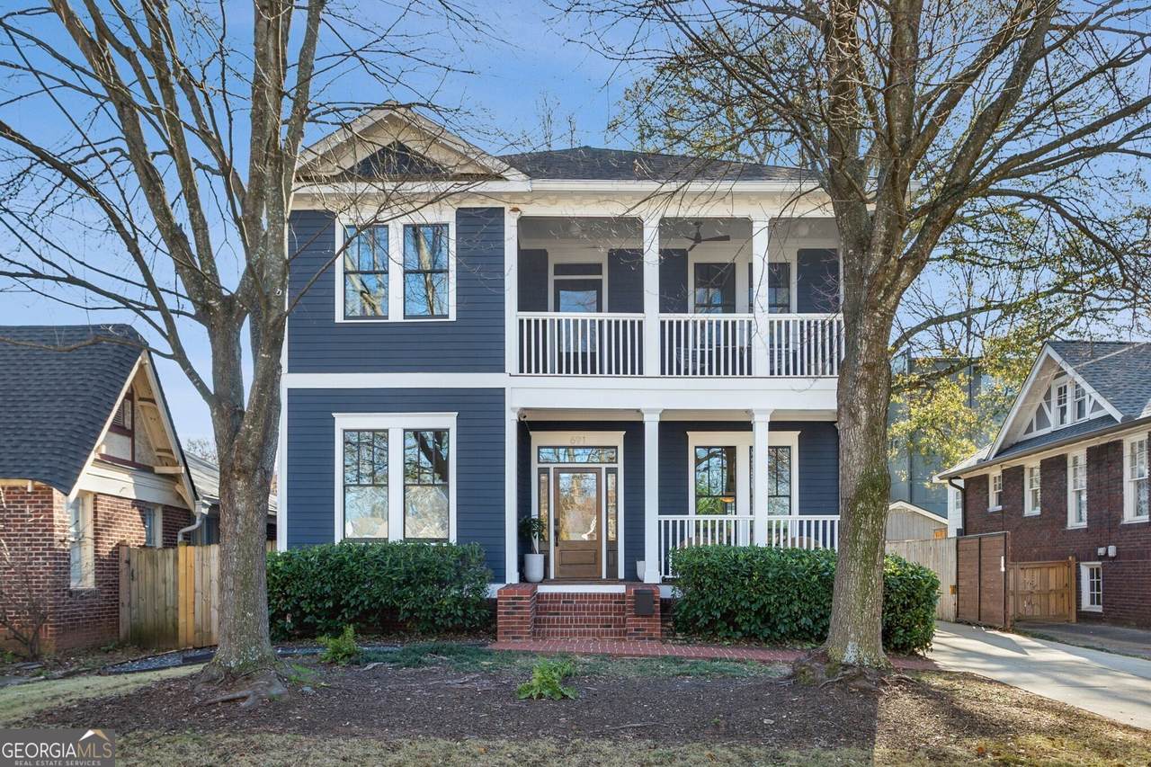 691 Willoughby Way - Photo 1