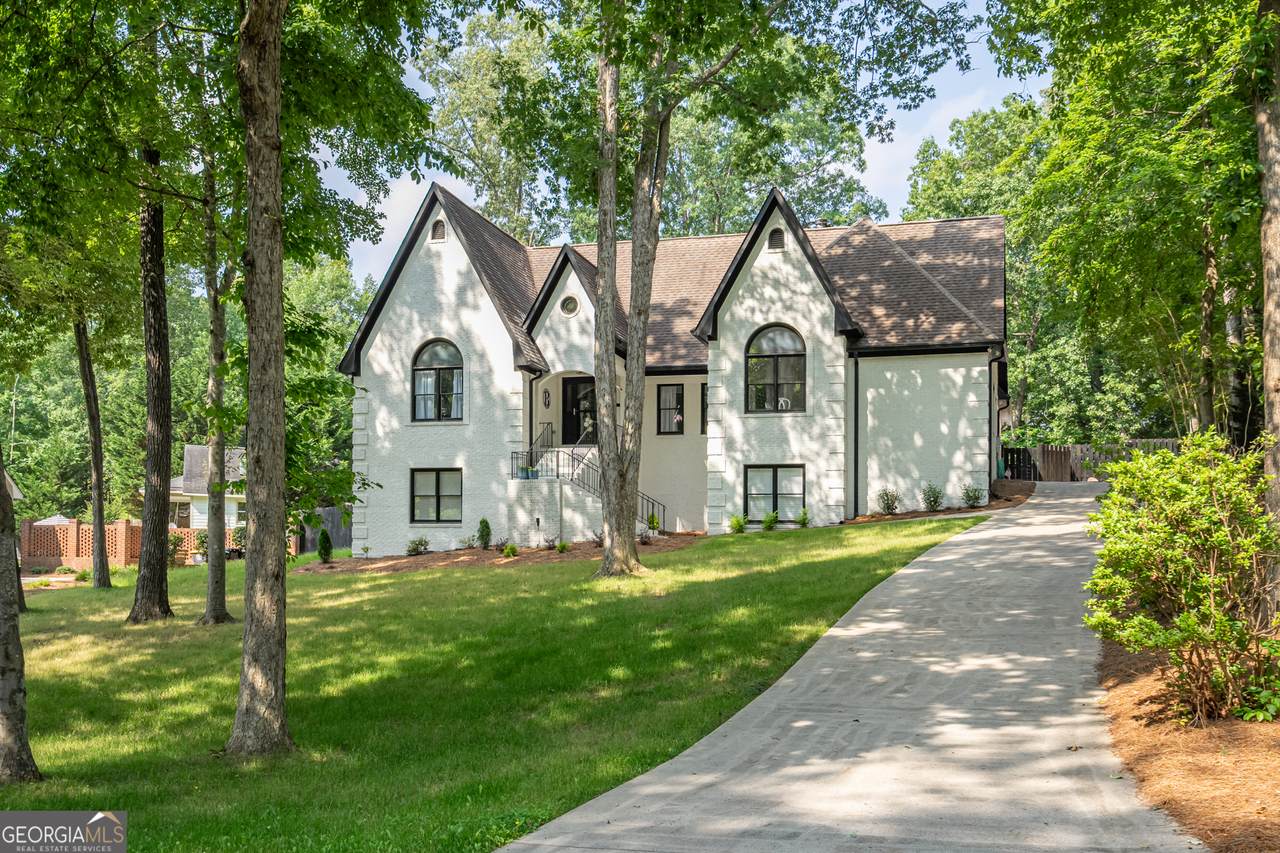 30 Westover Drive - Photo 1