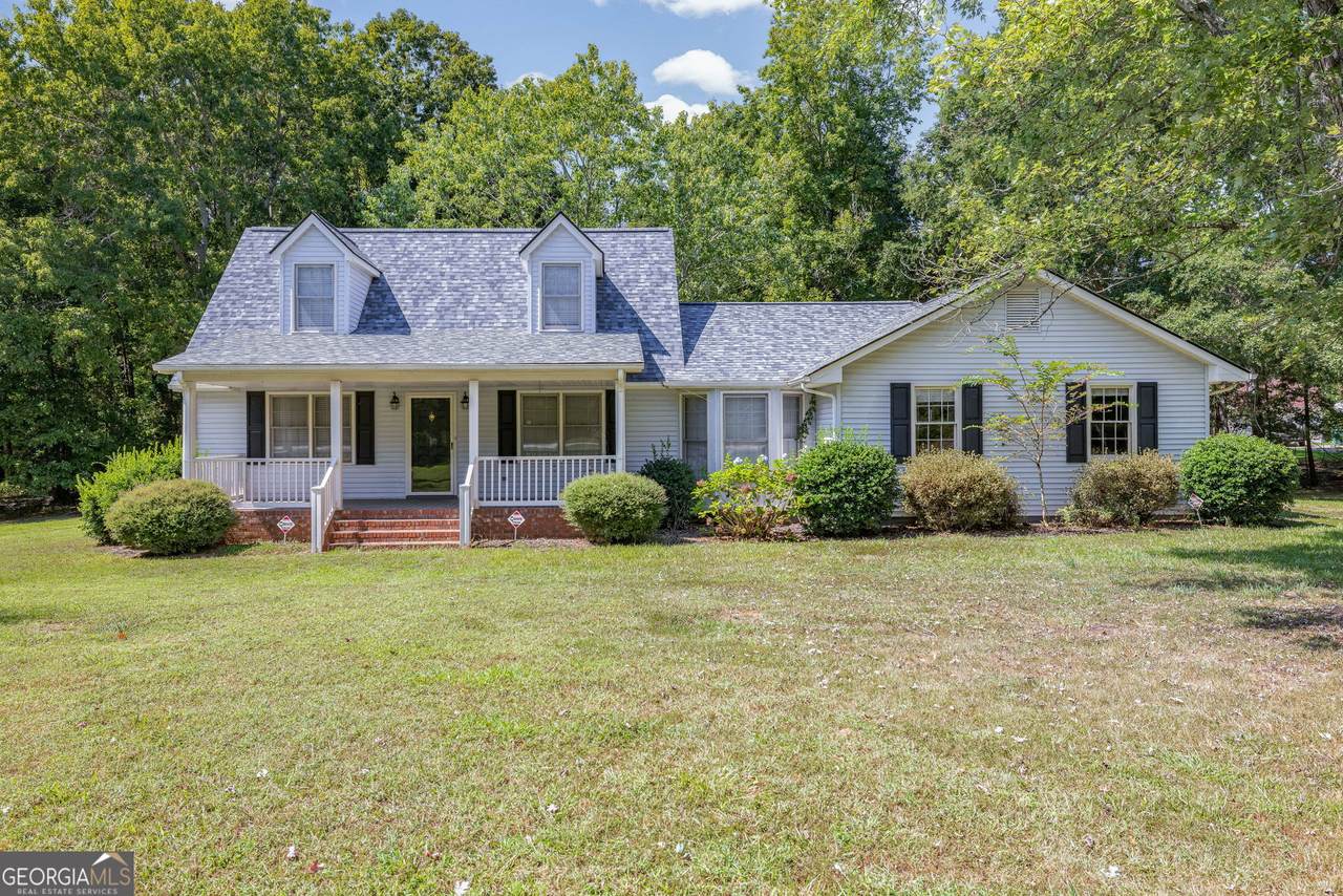 2821 Hog Mountain Road - Photo 1