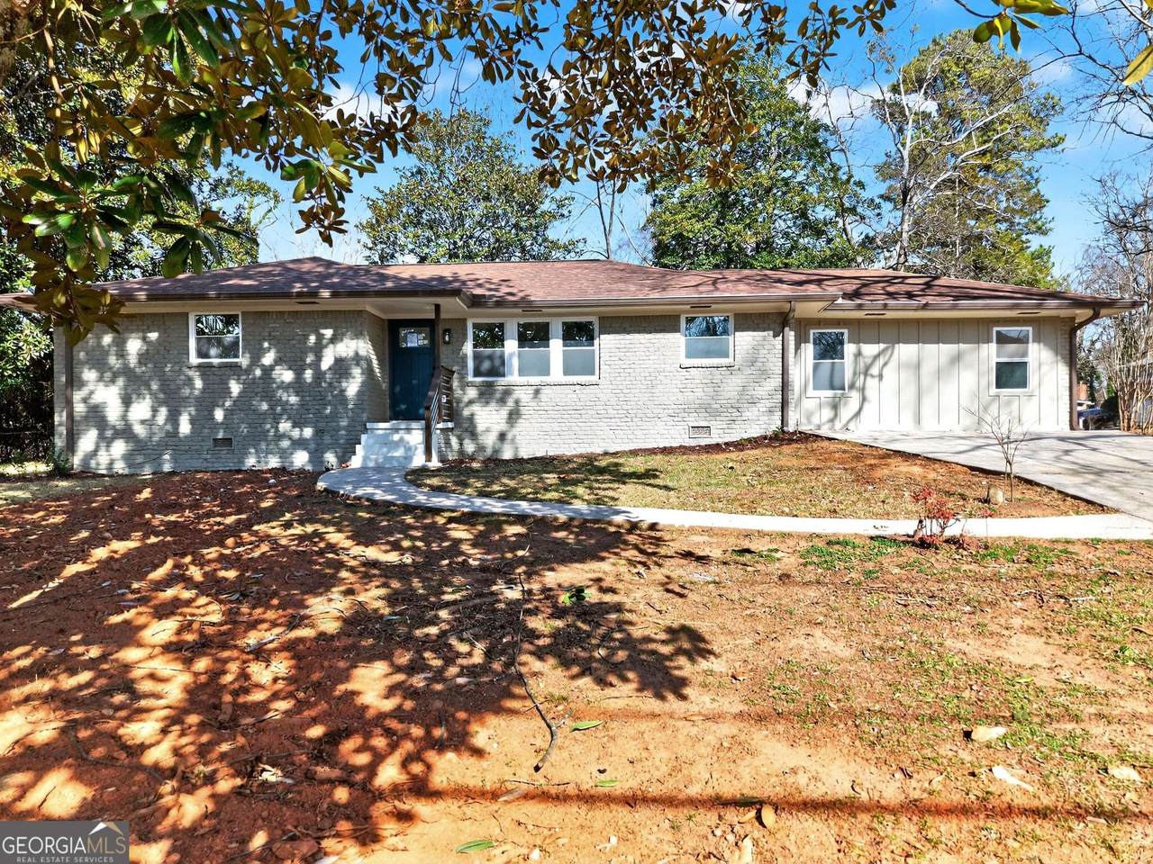 3302 Bobbie Lane - Photo 1