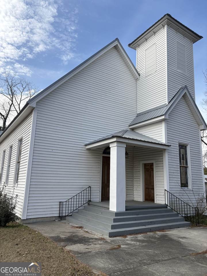 65 Central Street - Photo 1