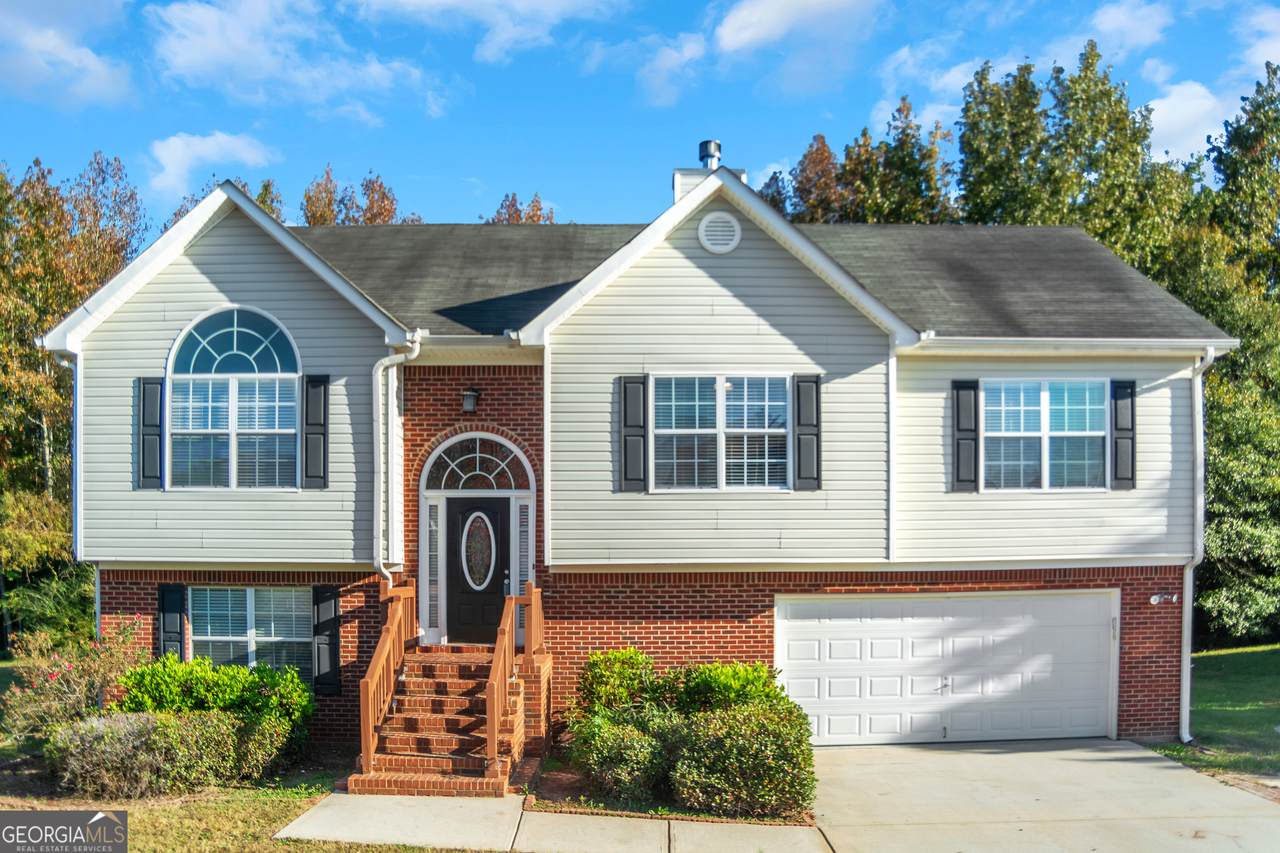 410 Ashley Trail - Photo 1