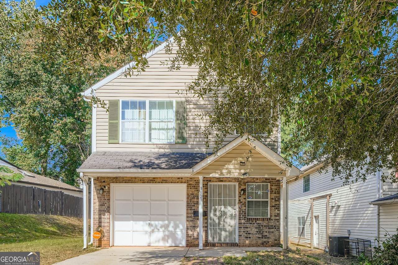 3523 Lehigh Way - Photo 1