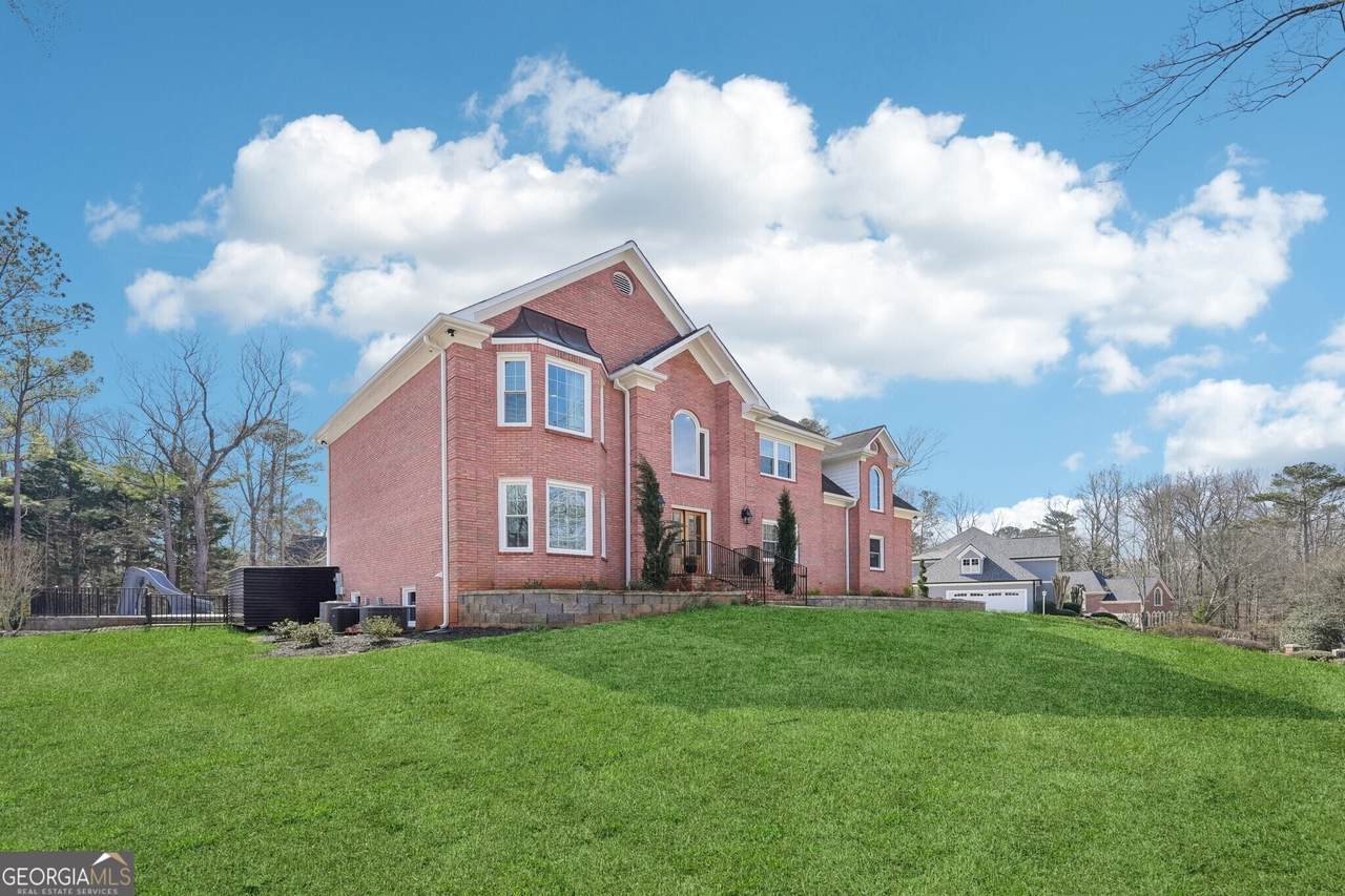 1600 Spring Arbor Court - Photo 1
